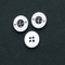 Botón de poliéster de 2 agujeros de nuevo diseño (S-051)