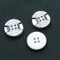 Botón de poliéster de nuevo diseño de 4 agujeros (S-044)