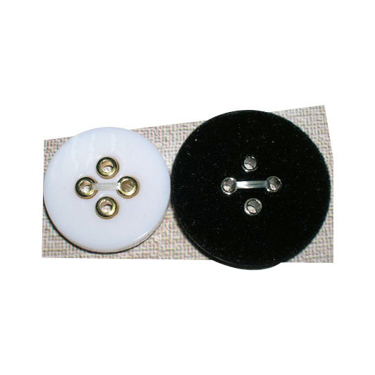 Botón de la moda del nuevo diseño de 4 agujeros (S-033)