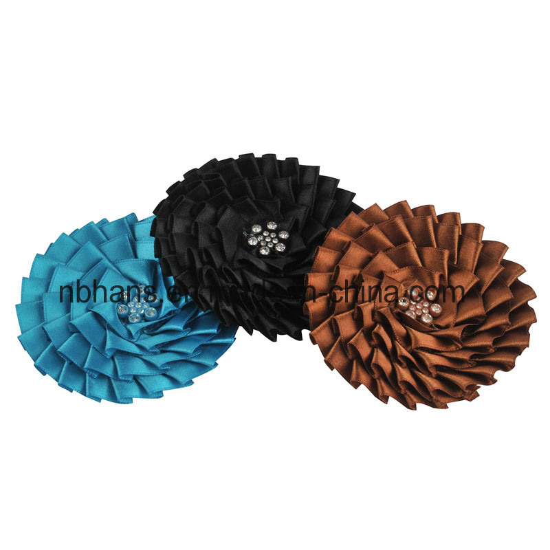 Nuevo dise&ntilde;o de flor con centro de piedra acr&iacute;lica