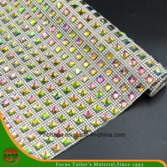 Nuevo diseño de transferencia de calor adhesivo de resina de cristal Rhinestone malla (HS17-21)