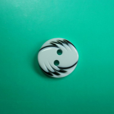 Botón de poliéster de 2 agujeros de nuevo diseño (S-018)